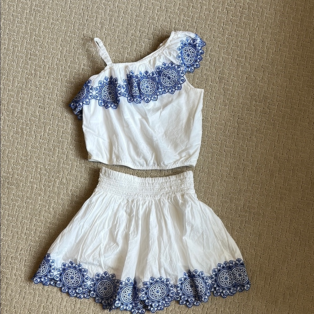 Abercrombie Kids White and Blue Embroidered Two-Piece Set